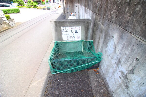 ディアス本町田の物件外観写真